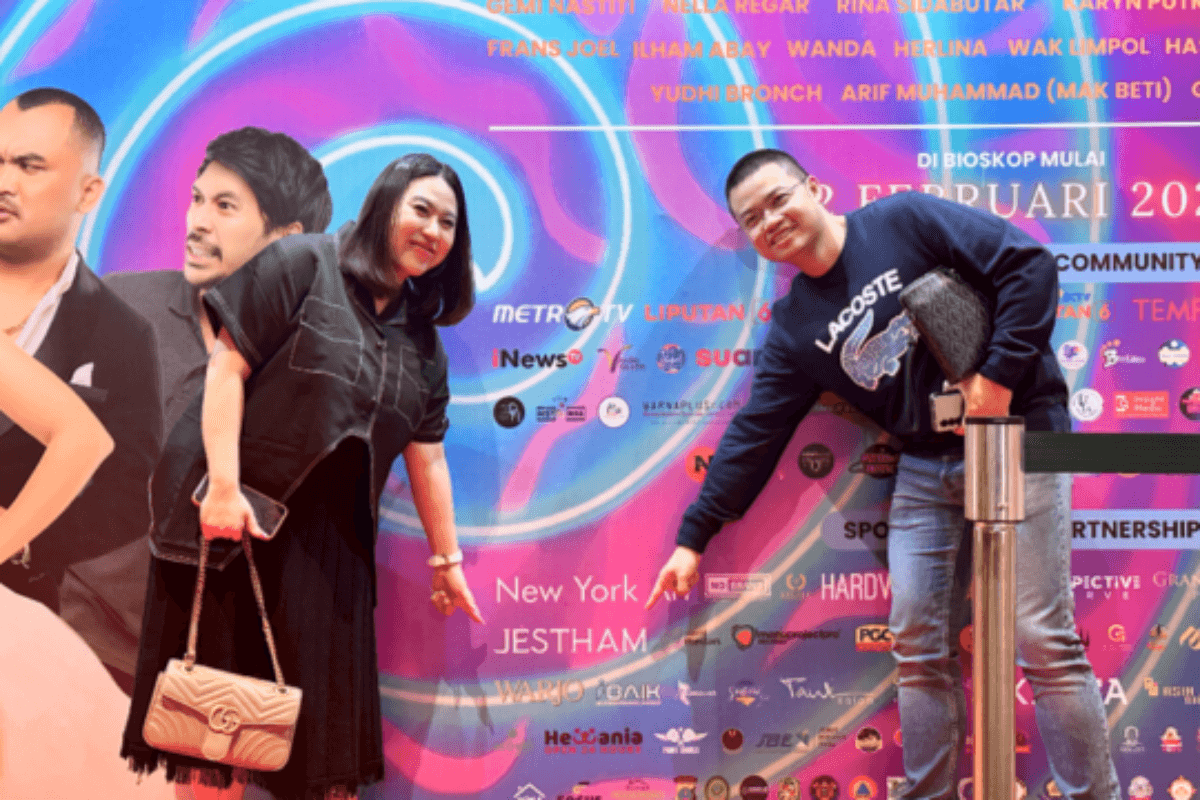 JÈSTHAM Hadir di Gala Premiere “AIU-EO Macam Betool Aja!”, Suasana Medan yang Hangat dan Meriah
