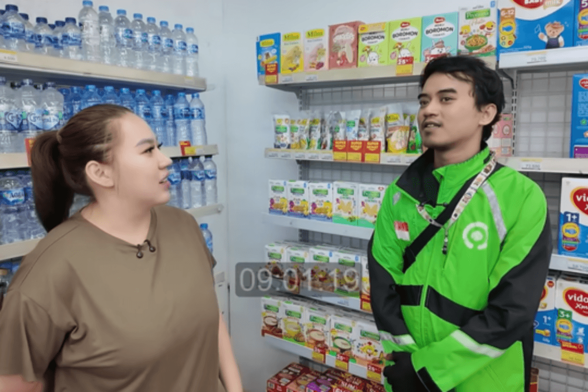 Dua Menit yang Mengubah Hidup: Ketika Seorang Driver Grab Menemukan Rezeki dan Mengingat Orang Tua