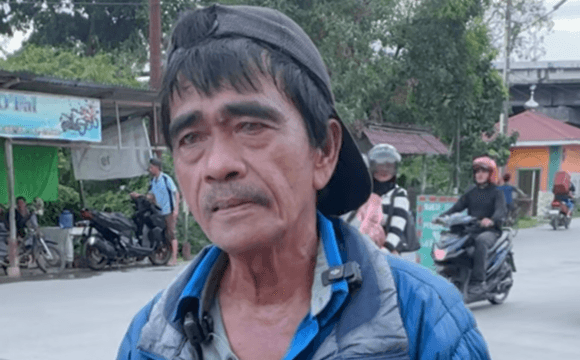 Doa Ditengah Asa Bapak Pengayuh Becak