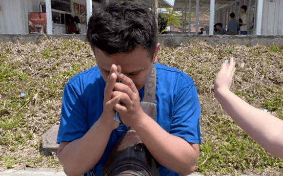 Jestham Berbagi : Challenge Abang Ojol Makan Jeruk 