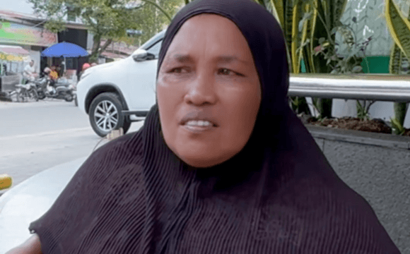 Seorang Ibu, Perjuangan Hidup Sehari-hari