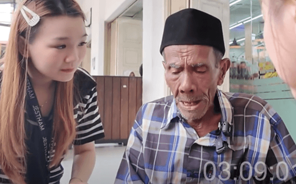 Perjuangan Di Masa Renta Seorang Kakek